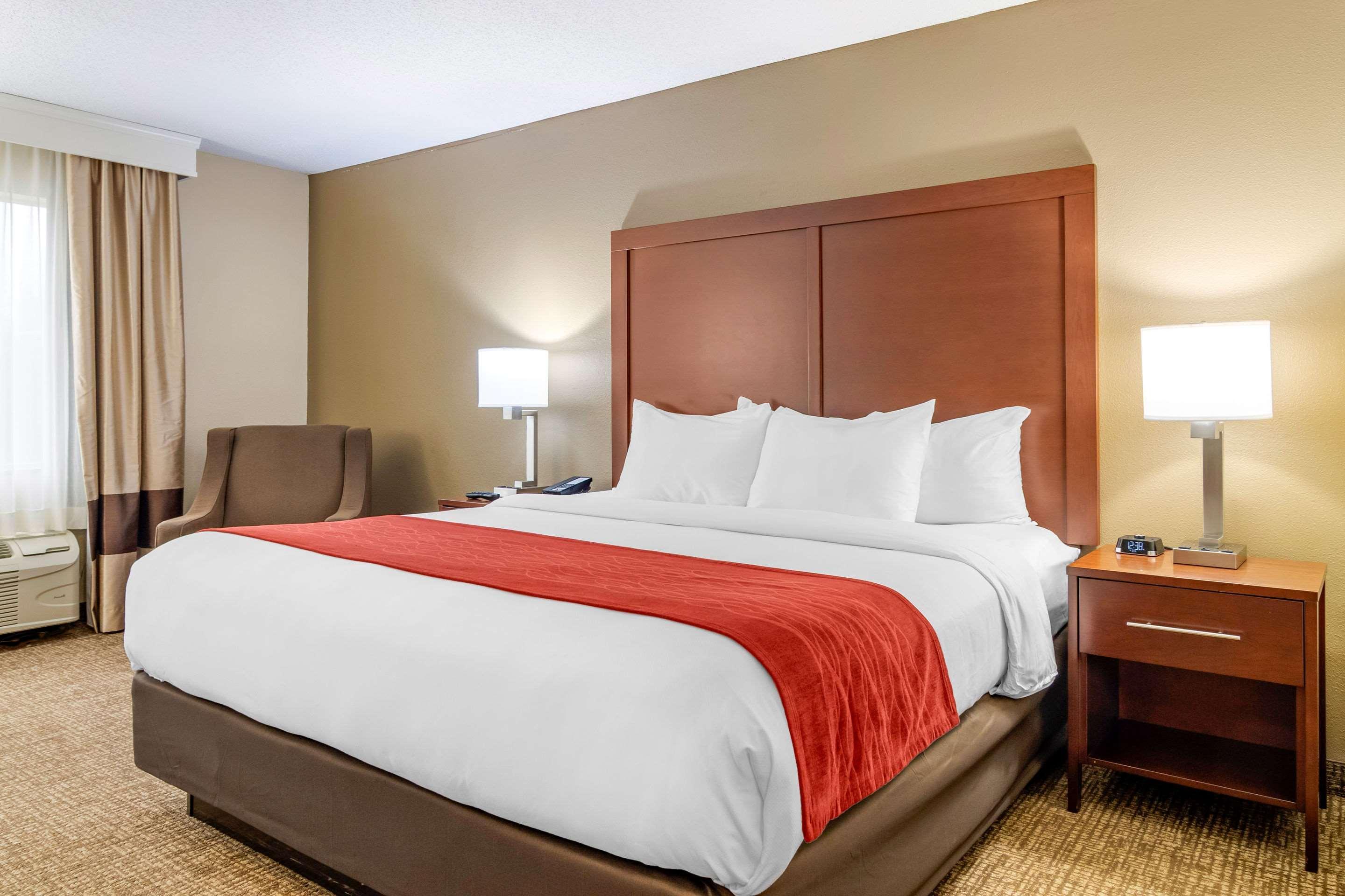 Comfort Inn & Suites Macon North I-75 Екстериор снимка