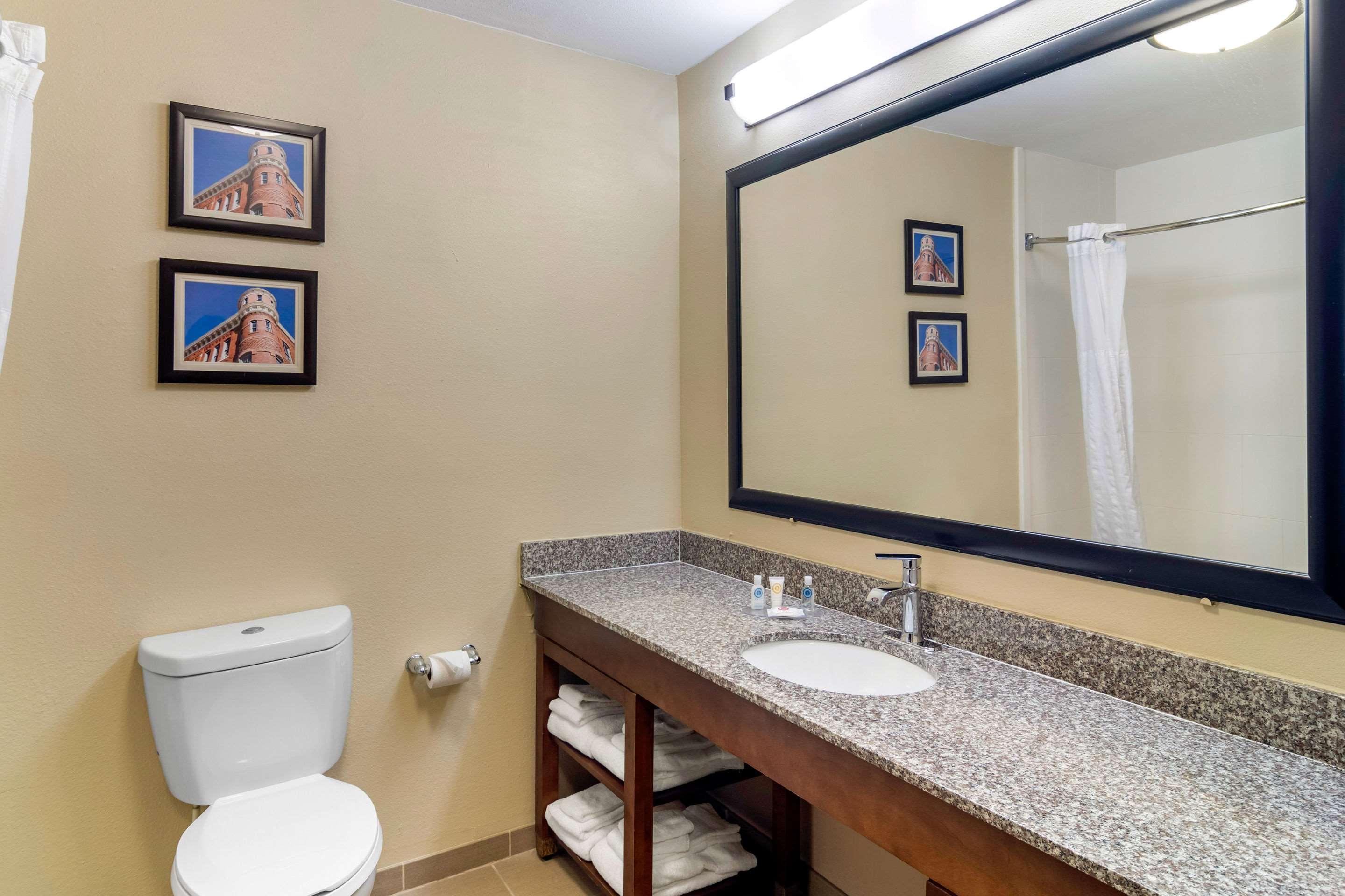 Comfort Inn & Suites Macon North I-75 Екстериор снимка