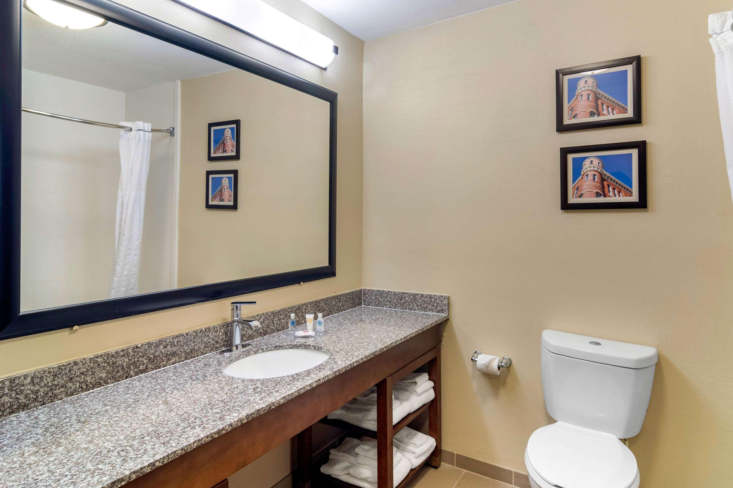Comfort Inn & Suites Macon North I-75 Екстериор снимка