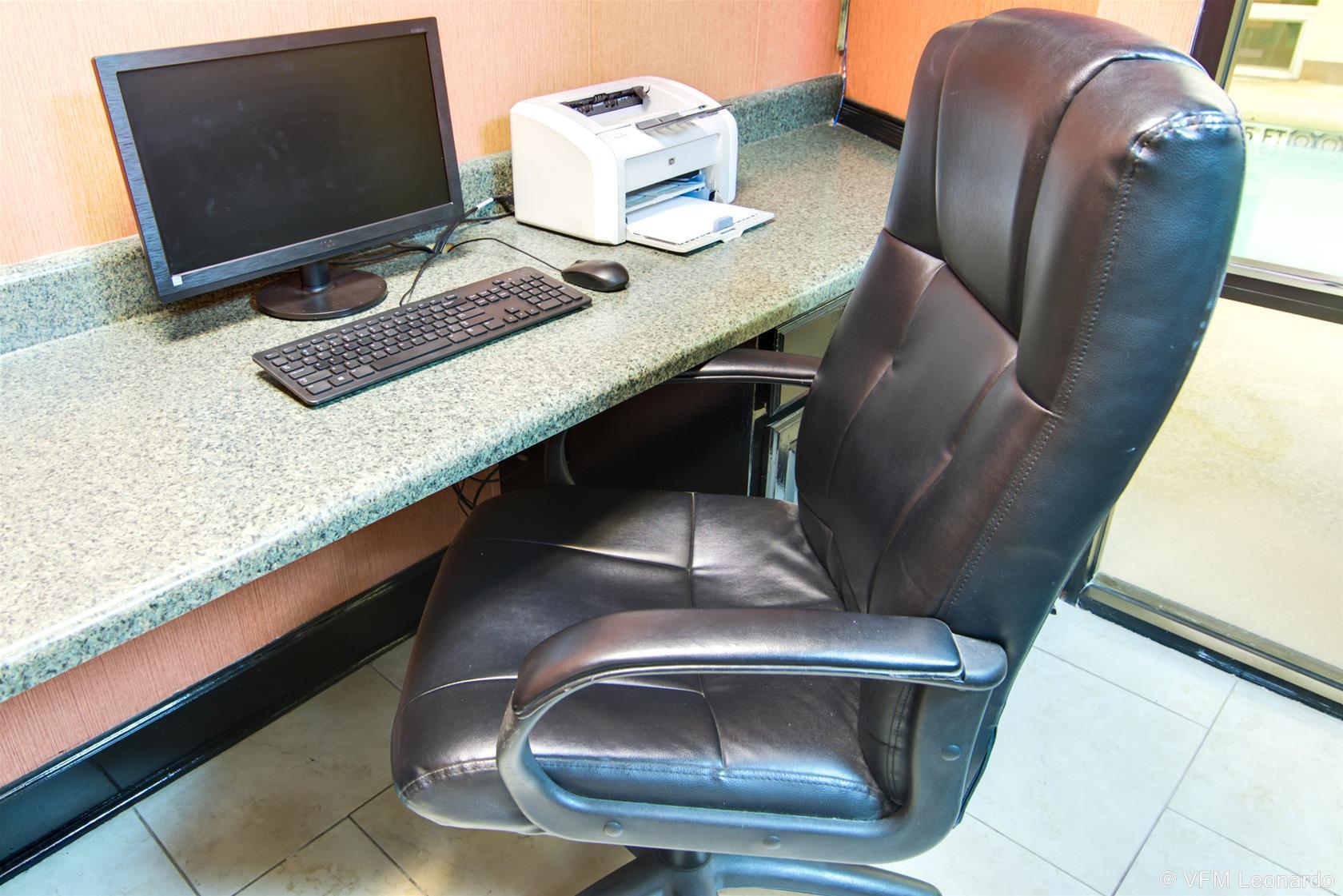Comfort Inn & Suites Macon North I-75 Екстериор снимка