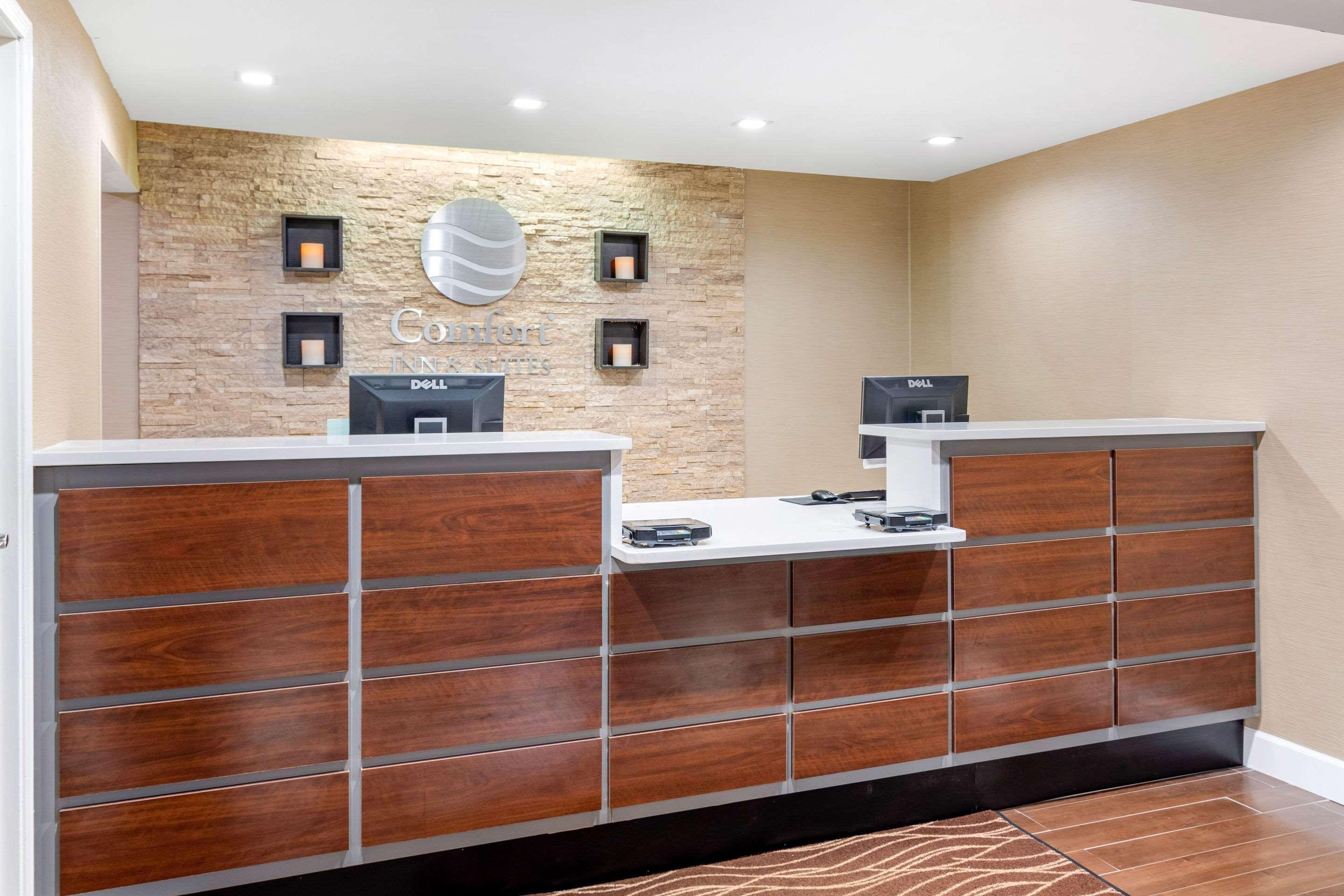 Comfort Inn & Suites Macon North I-75 Екстериор снимка